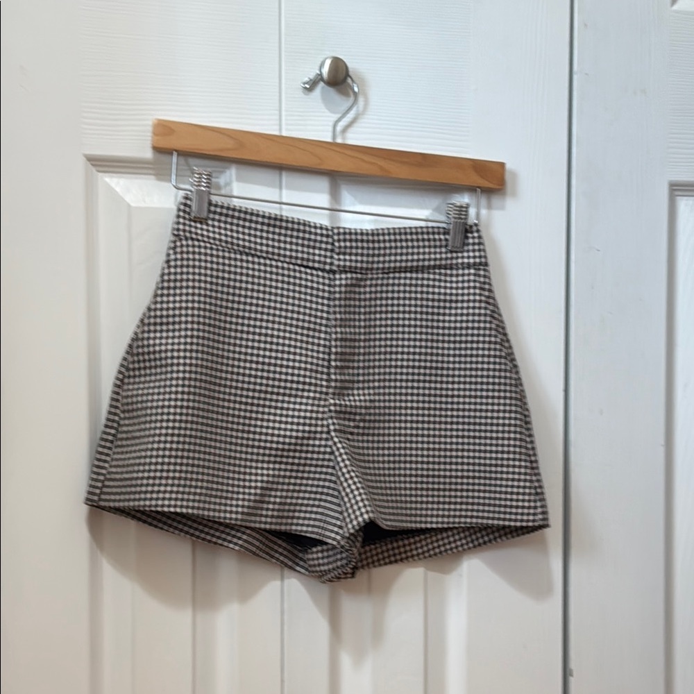 Zara Black and White Houndstooth Women's Shorts